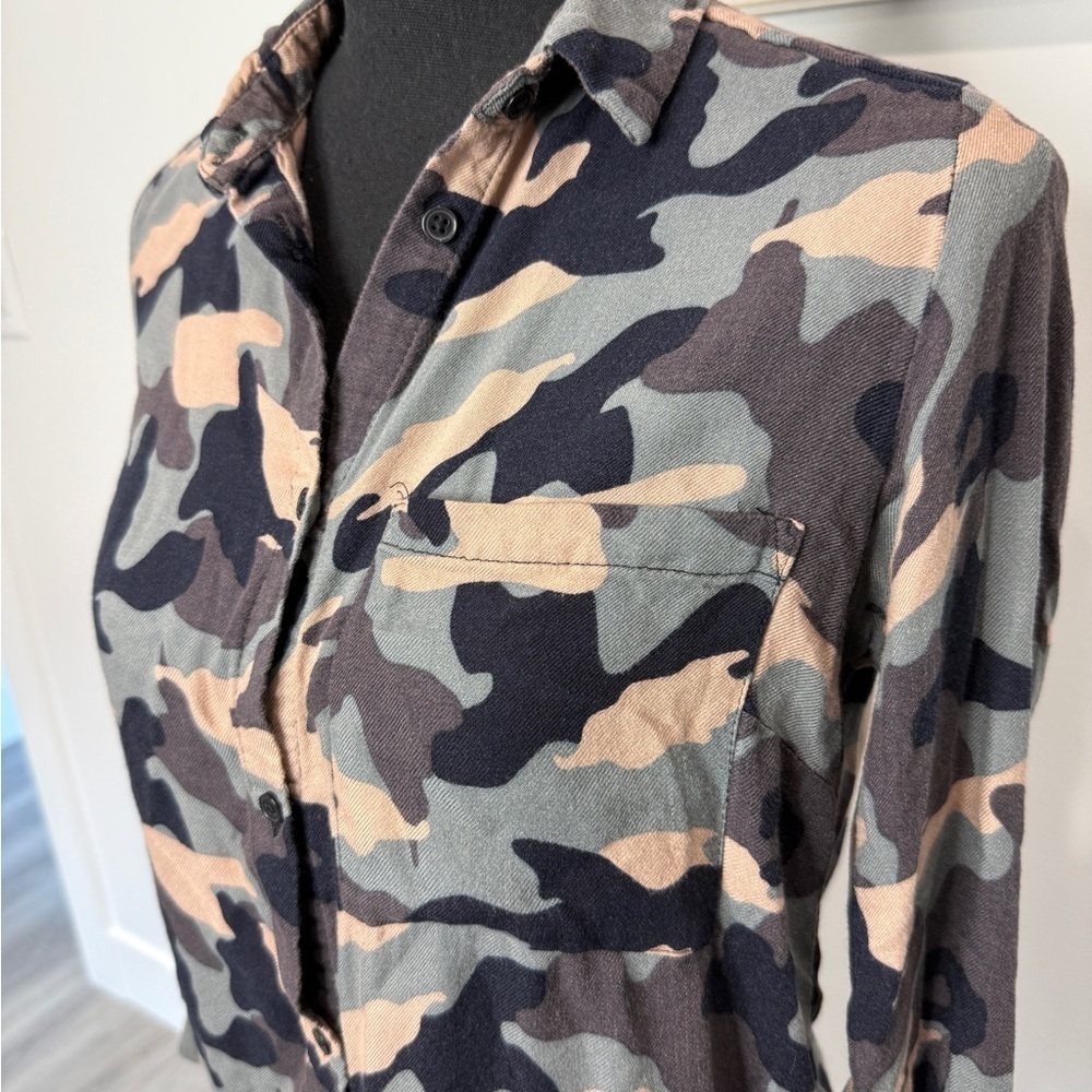 H&M Divided Camo Long Button Up View 3